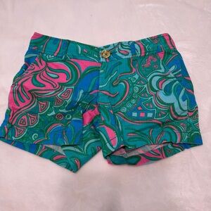 Lilly Pulitzer Callahan Shorts in Lilly Lounge Print